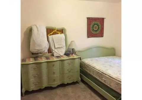 Complete bedroom Set -